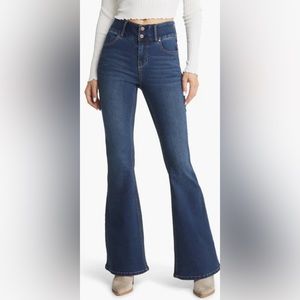 1822 Fit & Lift High Waist Flare Jeans